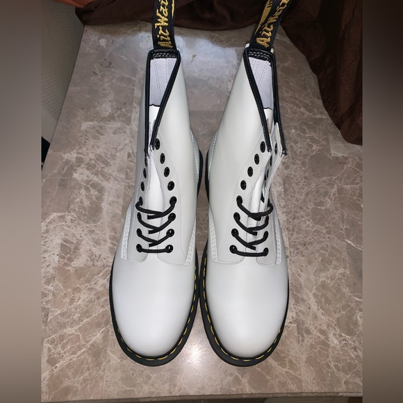 NEW DR MARTENS AIR WAIR 1460 WHITE AW004 WOMENS 11 MENS 10 - Picture 12 of 13